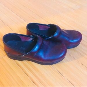 Dansko leather professional clogs
